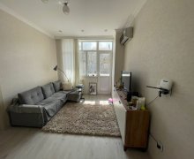 Satılır Köhnə Tikili Xətai m., Xətai r.