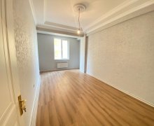 Satılır Yeni Tikili Saray, Abşeron r.