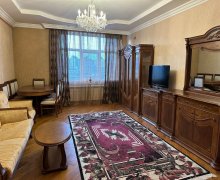 Kirayə (aylıq) Yeni Tikili 28 May m., Nəsimi r.