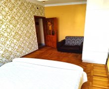 Satılır Köhnə Tikili Memar Əcəmi m., 1-ci mikrorayon, Nəsimi r.