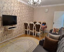 Satılır Köhnə Tikili Sumqayıt ş. Satılır Köhnə Tikili Sumqayıt ş.