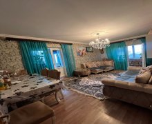 Satılır Köhnə Tikili İnşaatçılar m., Yeni Yasamal qəs., Yasamal r.