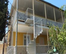 Kirayə (aylıq) Bağ evi Novxanı, Abşeron r. Kirayə (aylıq) Bağ evi Novxanı, Abşeron r.