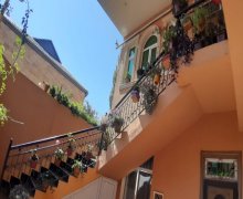 xirdalanda 2 mertebeli heyet evleri/villa Xırdalan ş.