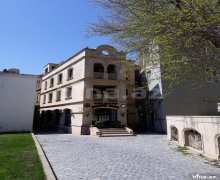 Kirayə (aylıq) Köhnə Tikili İçərişəhər m., Səbail r.