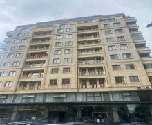 Satılır Yeni Tikili Elmlər akademiyası m., Yasamal r.