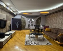 Satılır Yeni Tikili Memar Əcəmi m., 6-cı mikrorayon, Binəqədi r.