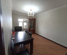 Satılır Köhnə Tikili Suraxanı r.