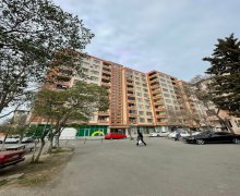 Satılır Yeni Tikili Memar Əcəmi m., 4-cü mikrorayon, Nəsimi r.