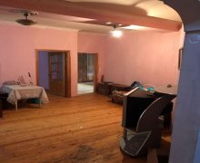 Satılır Yeni Tikili Azadlıq m., 8-ci mikrorayon, Binəqədi r.