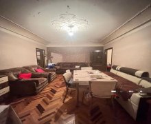 Satılır Köhnə Tikili Xalqlar dostluğu m., Nizami r.