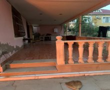 Kirayə (aylıq) Həyət evi/villa Azadlıq m., Binəqədi qəs., Binəqədi r. Kirayə (aylıq) Həyət evi/villa Azadlıq m., Binəqədi qəs., Binəqədi r.