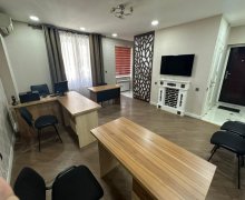 Satılır Köhnə Tikili Elmlər akademiyası m., Yasamal r.