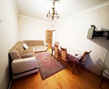 Satılır Köhnə Tikili Nəsimi m., 4-cü mikrorayon, Nəsimi r.