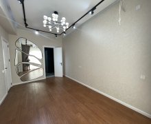 Satılır Yeni Tikili Neftçilər m., 8-ci kilometr, Nizami r.