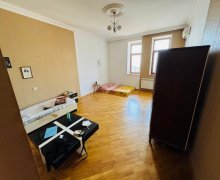 Kirayə (aylıq) Yeni Tikili 28 May m., Nəsimi r. Kirayə (aylıq) Yeni Tikili 28 May m., Nəsimi r.