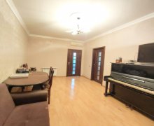 Satılır Köhnə Tikili Memar Əcəmi m., 4-cü mikrorayon, Nəsimi r. Satılır Köhnə Tikili Memar Əcəmi m., 4-cü mikrorayon, Nəsimi r.