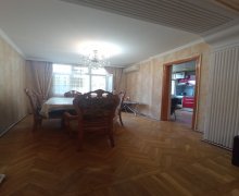 genclikde evlerin qiymeti Gənclik m., Nərimanov r.