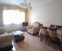 Kirayə (aylıq) Köhnə Tikili Elmlər akademiyası m., Badamdar qəs., Səbail r. Kirayə (aylıq) Köhnə Tikili Elmlər akademiyası m., Badamdar qəs., Səbail r.