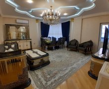 Satılır Yeni Tikili Azadlıq m., 8-ci mikrorayon, Binəqədi r.