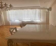 Satılır Yeni Tikili İnşaatçılar m., Yeni Yasamal qəs., Yasamal r.