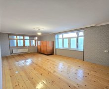 Satılır Köhnə Tikili Sumqayıt ş. Satılır Köhnə Tikili Sumqayıt ş.