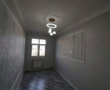 Satılır Köhnə Tikili Memar Əcəmi m., 5-ci mikrorayon, Nəsimi r.