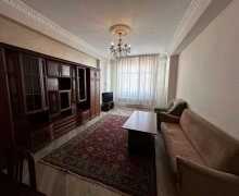 Satılır Yeni Tikili İnşaatçılar m., Yeni Yasamal qəs., Yasamal r.