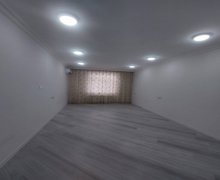 memar ecemide satilan evler Memar Əcəmi m., 9-cu mikrorayon, Binəqədi r.