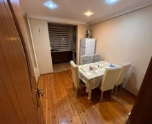 Satılır Köhnə Tikili Xalqlar dostluğu m., 8-ci kilometr, Nizami r.