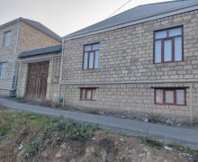 Satılır Həyət evi/villa Gəncə ş. Satılır Həyət evi/villa Gəncə ş.