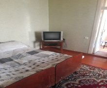 1 otaqli aylıq heyet evi kiraye/villa İnşaatçılar m., Yasamal qəs., Yasamal r.