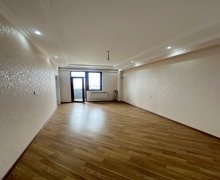 Satılır Yeni Tikili Yeni Günəşli qəs., Suraxanı r.