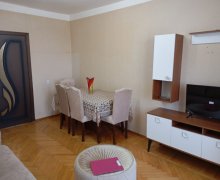 iceri seherde aylıq kiraye evler İçərişəhər m., Səbail r.