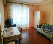 Kirayə (aylıq) Köhnə Tikili Elmlər akademiyası m., Yasamal r.