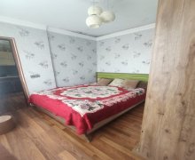 Satılır Köhnə Tikili Qaraçuxur qəs., Suraxanı r.