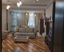 Satılır Yeni Tikili Xətai m., Xətai r.