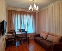 Satılır Köhnə Tikili Qara Qarayev m., Nizami r.