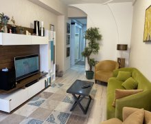 Satılır Yeni Tikili Elmlər akademiyası m., Yasamal r.