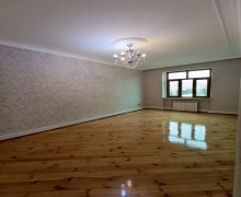 Satılır Köhnə Tikili Bakıxanov qəs., Sabunçu r.