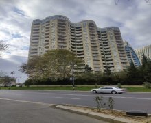 Satılır Yeni Tikili Elmlər akademiyası m., Yasamal r.