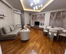 Satılır Yeni Tikili İnşaatçılar m., Yasamal qəs., Yasamal r.