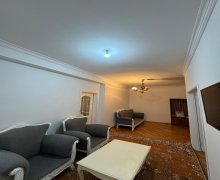 Kirayə (aylıq) Yeni Tikili Elmlər akademiyası m., Yasamal r. Kirayə (aylıq) Yeni Tikili Elmlər akademiyası m., Yasamal r.