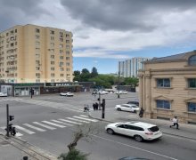 Satılır Köhnə Tikili Elmlər akademiyası m., Yasamal r.