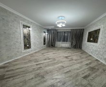 Satılır Köhnə Tikili Memar Əcəmi m., 5-ci mikrorayon, Nəsimi r.