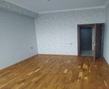 Satılır Yeni Tikili Yeni Günəşli qəs., Suraxanı r.