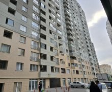 Satılır Yeni Tikili Azadlıq m., 7-ci mikrorayon, Binəqədi r. Satılır Yeni Tikili Azadlıq m., 7-ci mikrorayon, Binəqədi r.