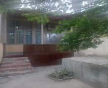 Kirayə (günlük) Həyət evi/villa Gəncə ş. Kirayə (günlük) Həyət evi/villa Gəncə ş.