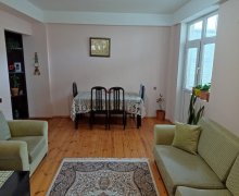 Satılır Yeni Tikili İnşaatçılar m., Yeni Yasamal qəs., Yasamal r.