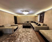 Продажа Вторичка м. Гянджлик м., 8-ой микрорайон, Бинагадинский р-н р.